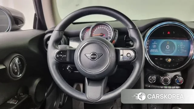 Mini Cooper 2021 Черный из Кореи, фото 4