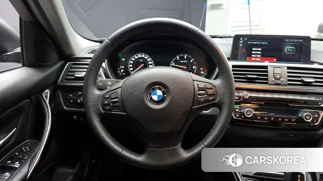 BMW 3 Series (F30) 2018 Серый из Кореи, фото 4