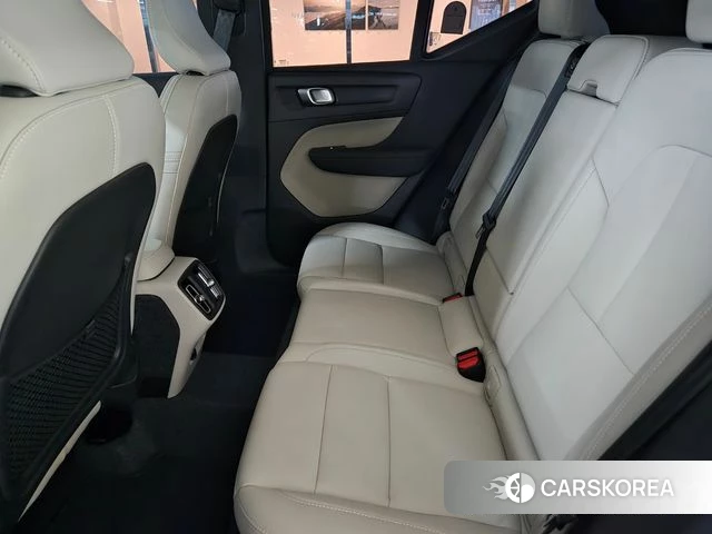 Volvo XC40 id 4704882 из Кореи 4