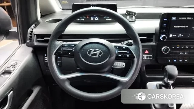 Hyundai Staria 2022 Белый из Кореи, фото 4