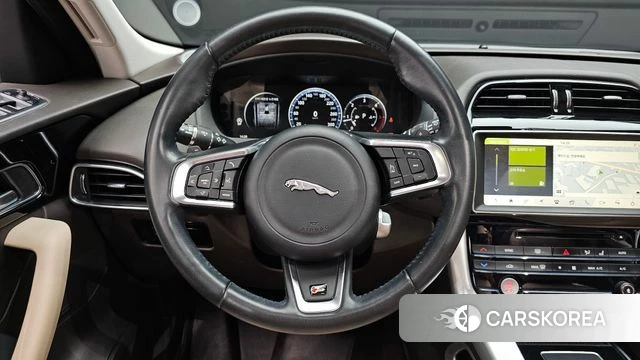 Jaguar F-PACE 2018 Белый из Кореи, фото 4