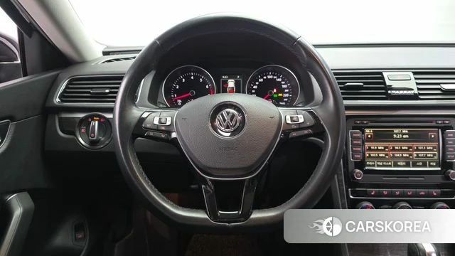 Volkswagen The New Passat 2018 Черный из Кореи, фото 4
