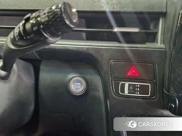 Hyundai Staria 2022 Серый из Кореи, фото 4