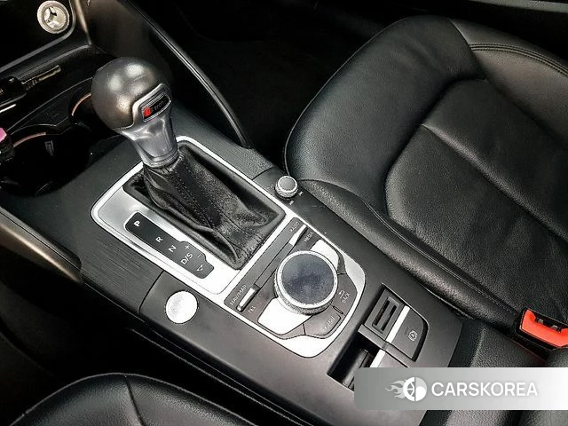 Audi New A3 2018 Белый из Кореи, фото 4