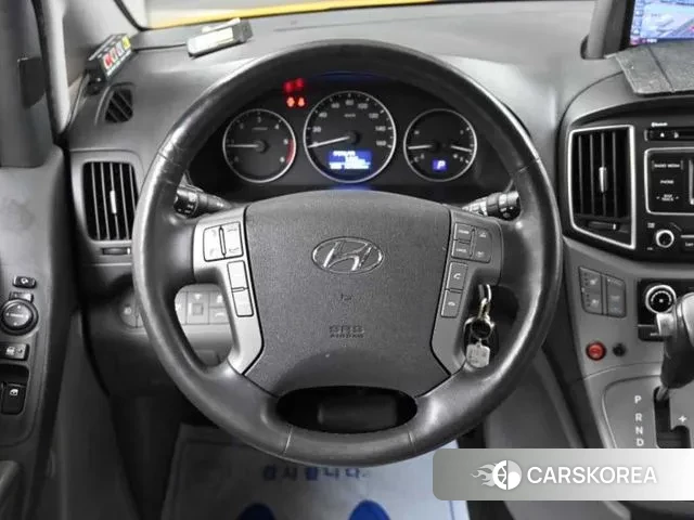 Hyundai The New Grand Starex 2018 Желтый из Кореи, фото 4