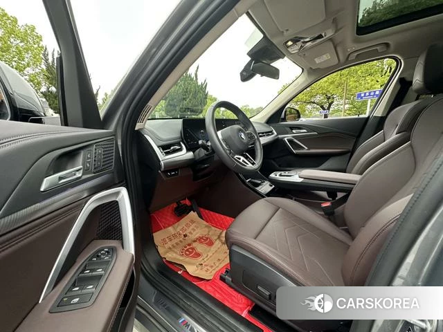 BMW X1 2024 Темно-серый из Китая, фото 4
