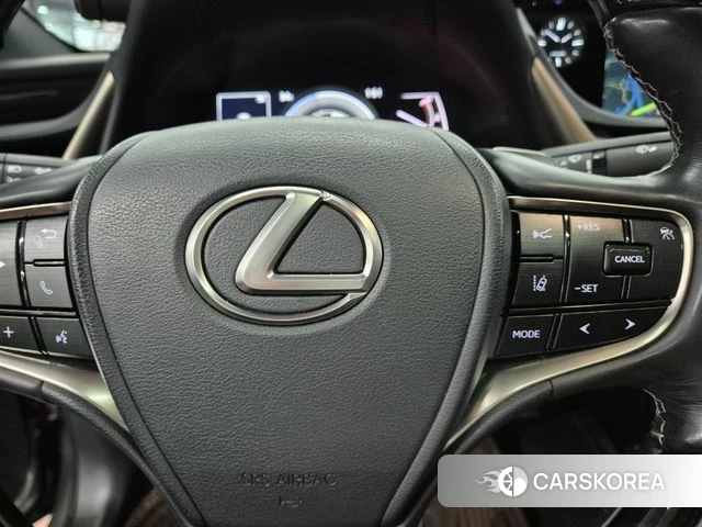 Lexus ES300h 7th generation 2021 Песочный из Кореи, фото 4