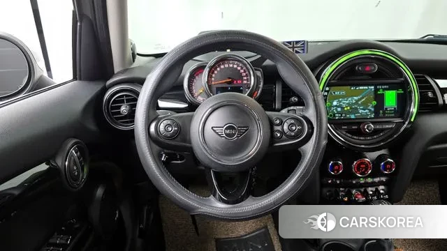Mini Cooper 2018 Песочный из Кореи, фото 4