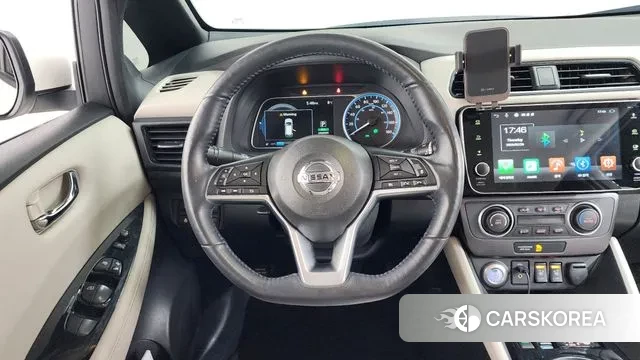 Nissan Leaf (ZE1) 2019 Белый из Кореи, фото 4