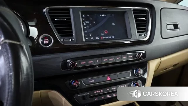 Kia The New Carnival 2018 Белый из Кореи, фото 4