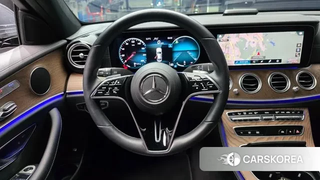 Mercedes-Benz E-Class W213 2021 Серый из Кореи, фото 4