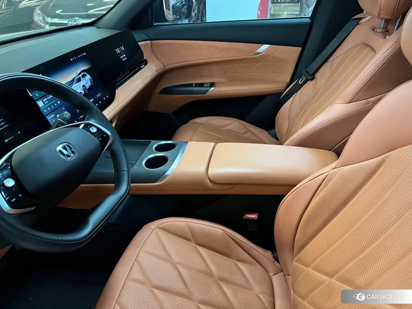 Chang'an Changan CS75PLUS 2025 Silver/gray из Китая, фото 4