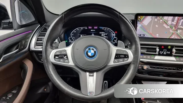 BMW X3 (G01) 2023 Светло-серебряный цвет из Кореи, фото 4