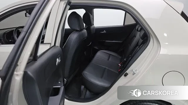 Kia Morning Urban (JA) 2023 Жемчужный цвет из Кореи, фото 4