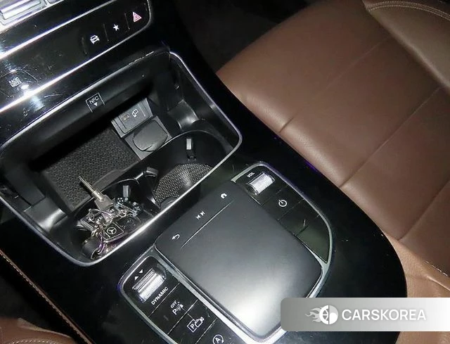 Mercedes-Benz E-Class W213 2021 Черный из Кореи, фото 4