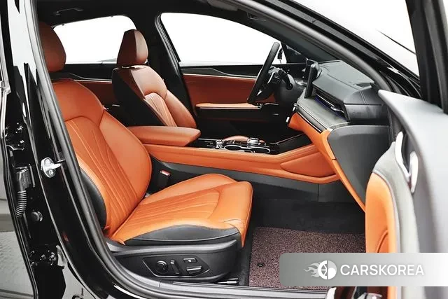 Kia The New K5 3rd generation 2024 Черный из Кореи, фото 4