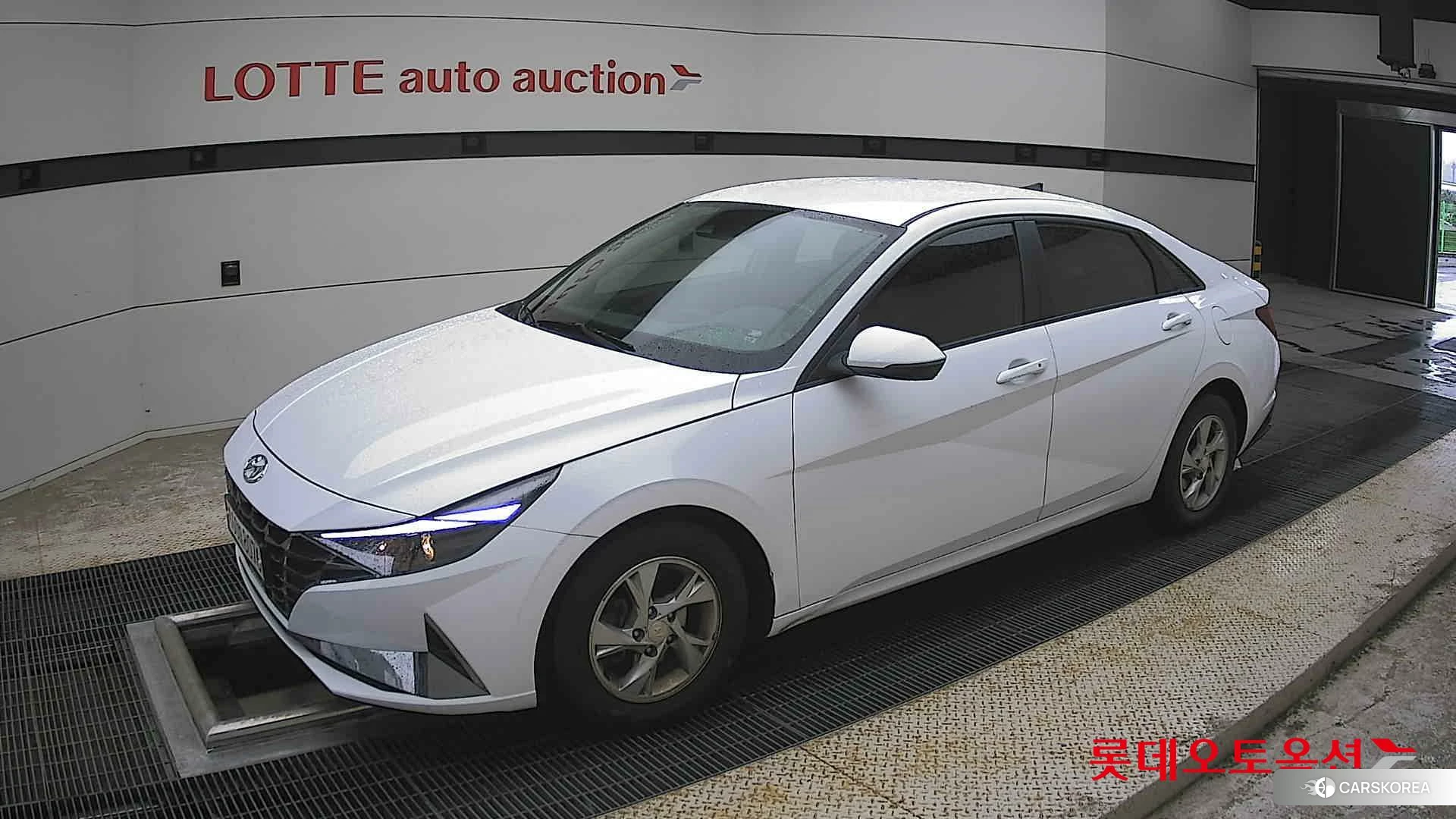 Hyundai Avante 2021 Polar White из Кореи, фото 4