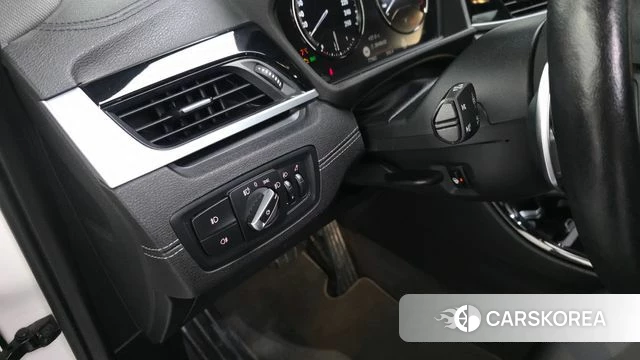 BMW X1 (F48) 2022 Белый из Кореи, фото 4