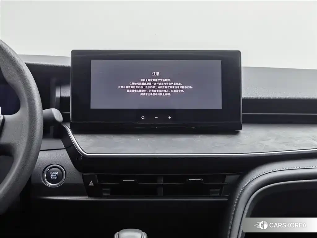 Toyota Camry 2025 Черный из Китая, фото 4
