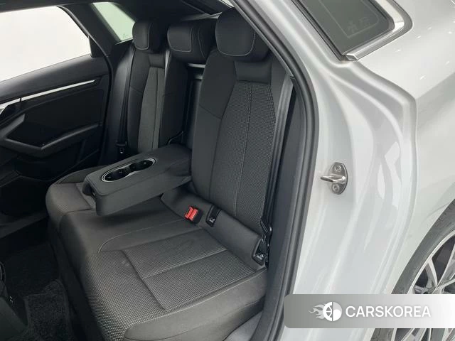 Audi A3 2022 Белый из Китая, фото 4