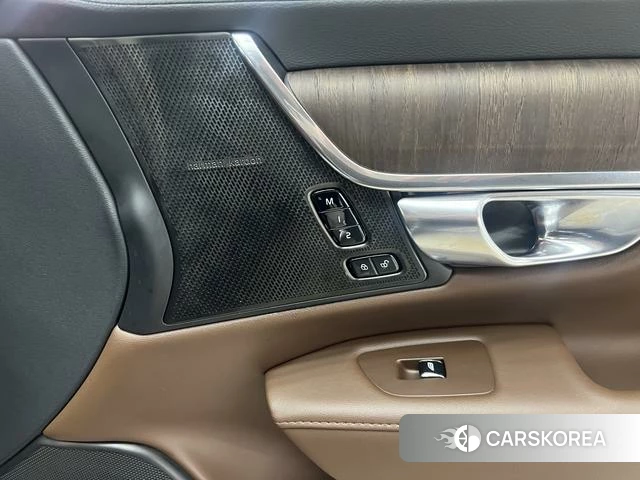 Volvo S90 2025 Темно-серый из Китая, фото 4