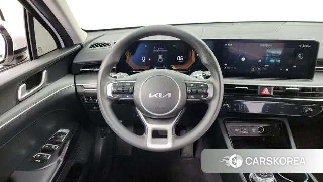 Kia The New K5 3rd generation 2024 Белый из Кореи, фото 4