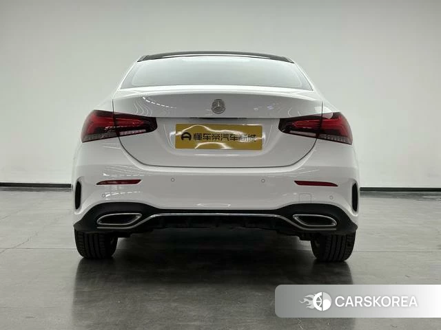 Mercedes-Benz Class A 2021 Белый из Китая, фото 4