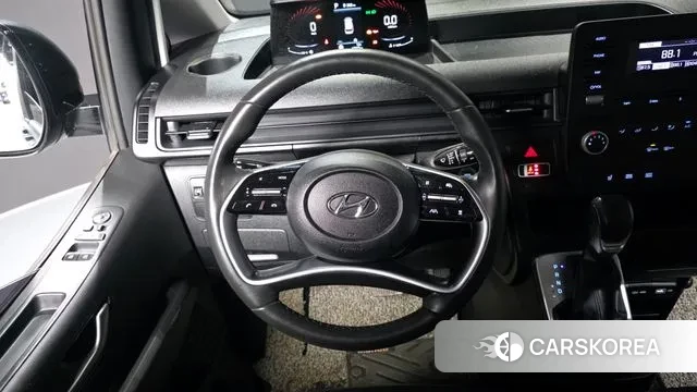 Hyundai Staria 2022 Серый из Кореи, фото 4