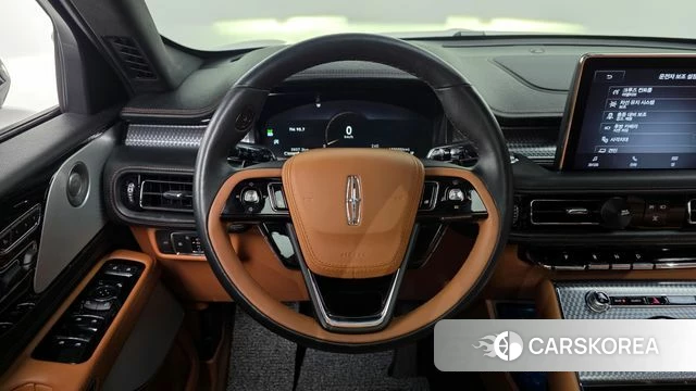 Lincoln Aviator 2nd generation 2023 Белый из Кореи, фото 4