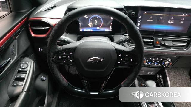 Chevrolet (GM Daewoo) The New Trail Blazer 2024 Белый из Кореи, фото 4