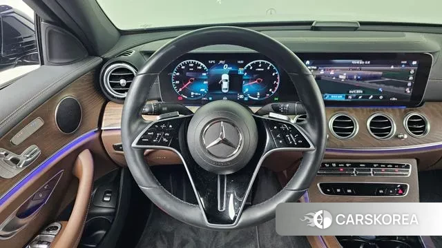 Mercedes-Benz E-Class W213 2023 Синий из Кореи, фото 4