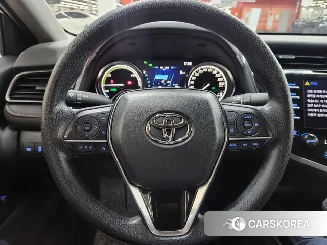 Toyota Camry (XV70) 2021 Белый из Кореи, фото 4