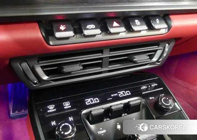 Porsche 911(992) 2023 Серебристо-серый из Кореи, фото 4
