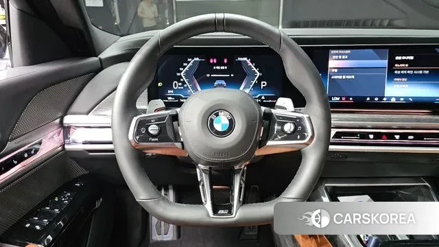 BMW 7 Series (G70) 2024 Черный из Кореи, фото 4