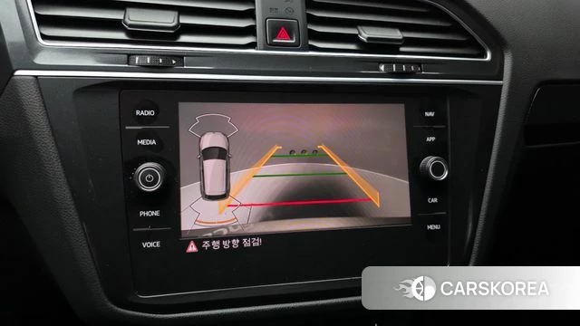 Volkswagen Tiguan second Generation 2021 Серебряный из Кореи, фото 4