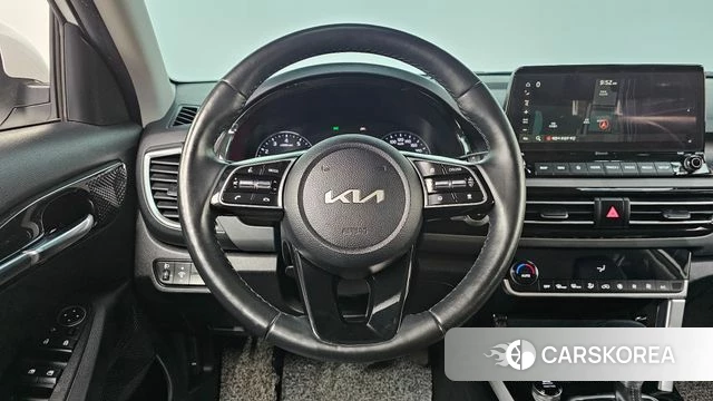 Kia Seltos 2021 Белый из Кореи, фото 4