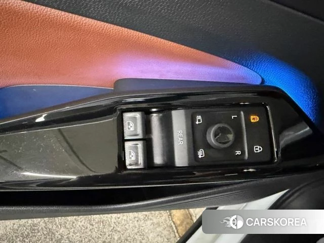 Volkswagen ID.4 2023 Белый из Кореи, фото 4