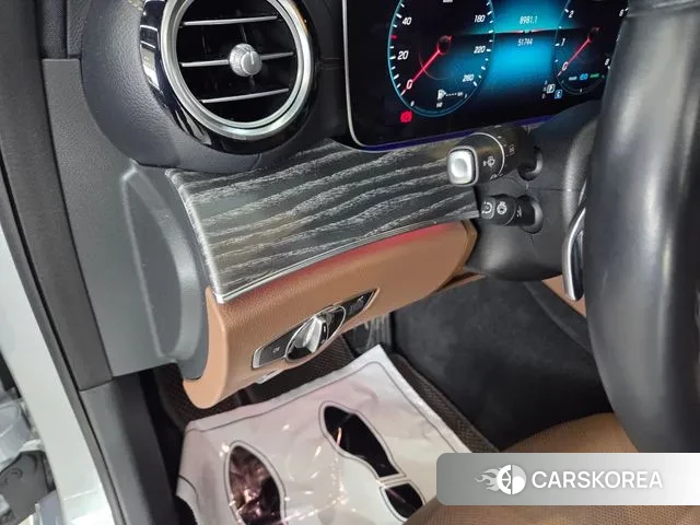 Mercedes-Benz E-Class W213 2022 Серебряный из Кореи, фото 4