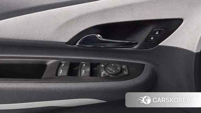 Chevrolet (GM Daewoo) Bolt EV 2021 Белый из Кореи, фото 4