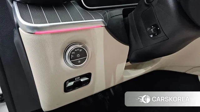 Mercedes-Benz C-Class W206 2023 Белый из Кореи, фото 4