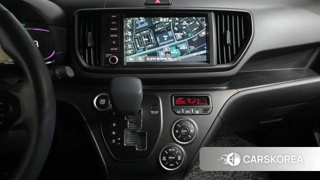 Kia The New Kia Ray 2023 Белый из Кореи, фото 4
