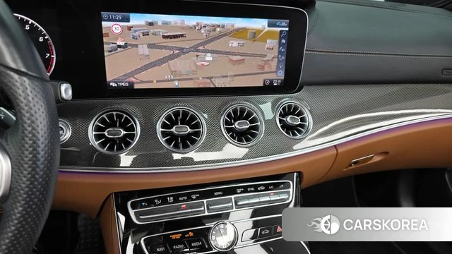 Mercedes-Benz E-Class W213 2020 Черный из Кореи, фото 4