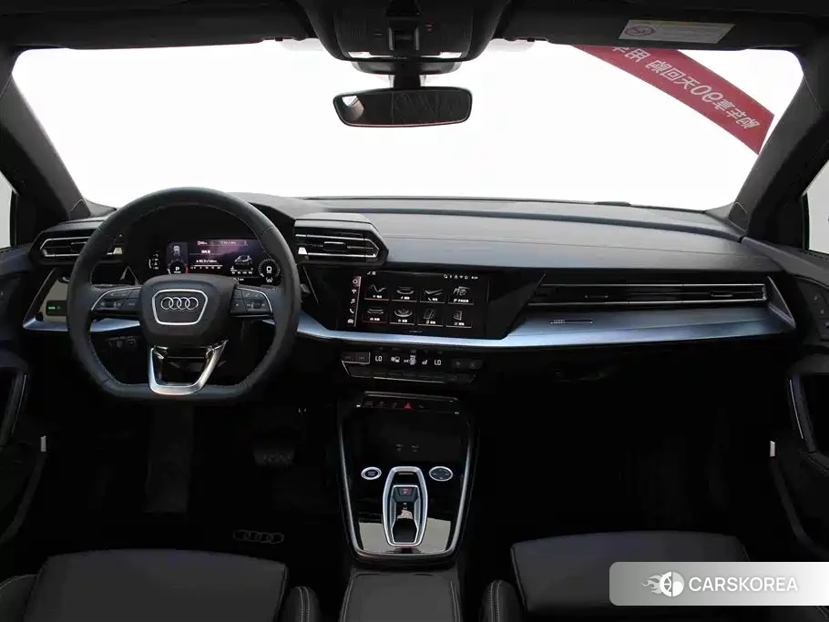 Audi A3 2026 Silver/gray из Китая, фото 4