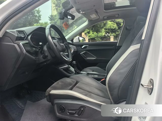 Audi Q3 2022 Белый из Китая, фото 4