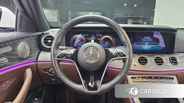 Mercedes-Benz E-Class W213 2022 Белый из Кореи, фото 4