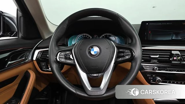 BMW 5 Series (G30) 2018 Черный из Кореи, фото 4