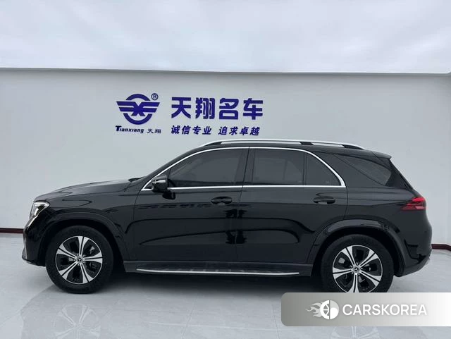 Mercedes-Benz GLE (import) 2024 Черный из Китая, фото 4