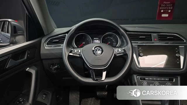 Volkswagen Tiguan second Generation 2020 Серый из Кореи, фото 4