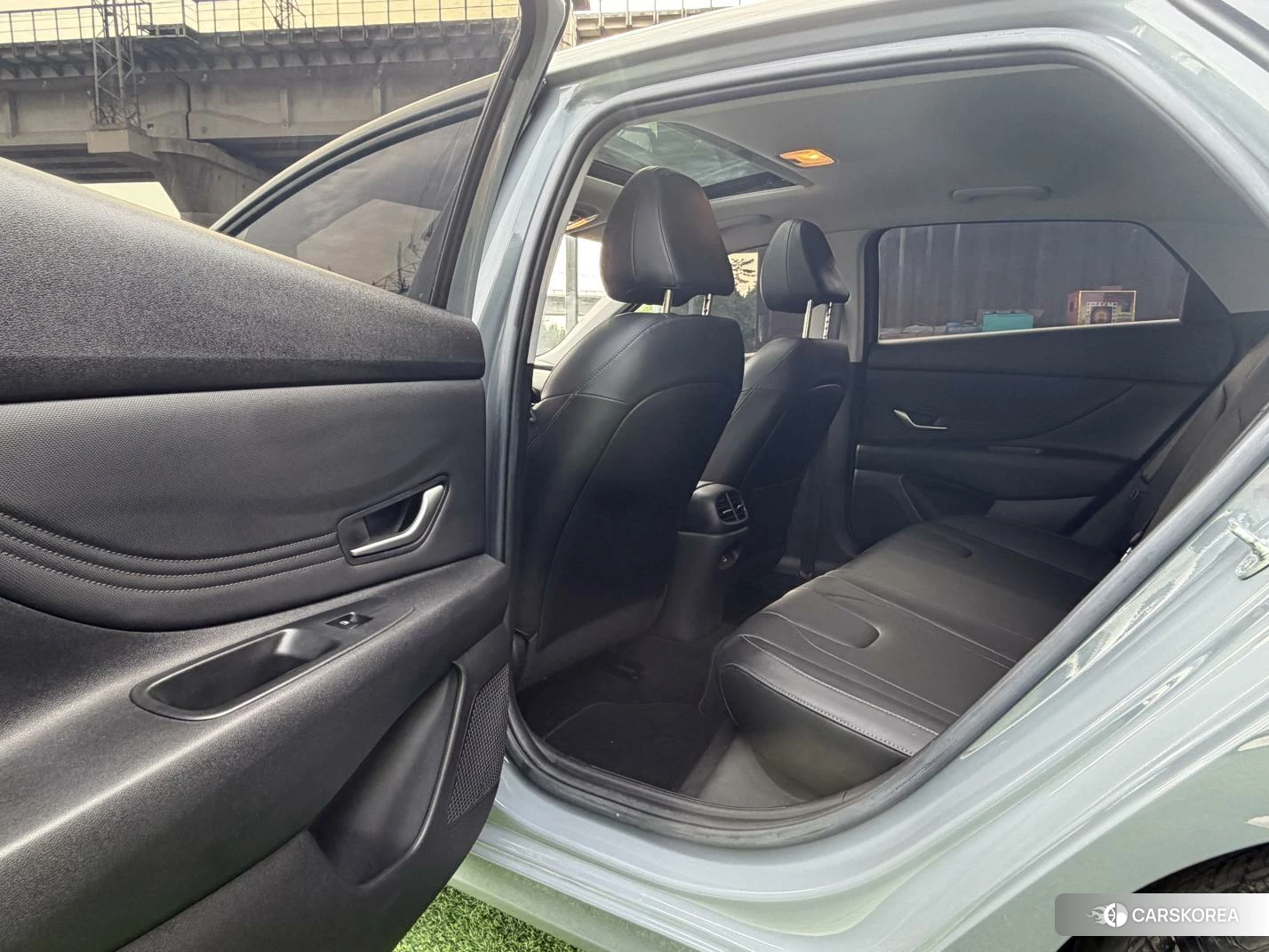 Hyundai Elantra 2022 Темно-серый из Китая, фото 4