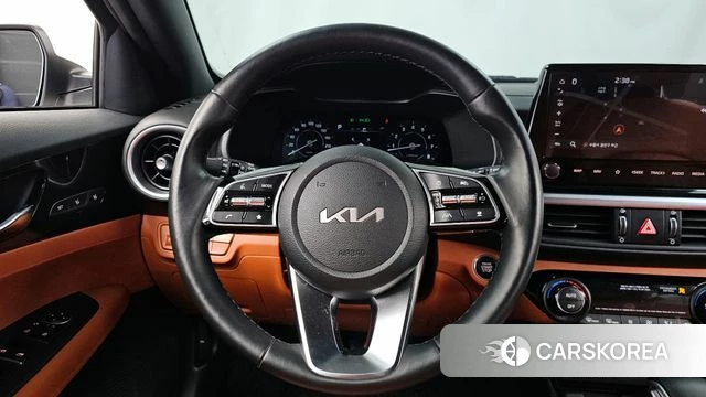 Kia The New K3 2nd generation 2022 Белый из Кореи, фото 4